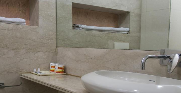 Hotel Livasa Inn Near Blk Hospital Delhi  Ngoại thất bức ảnh